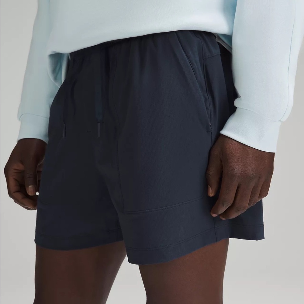 Lululemon Bowline Short 5"